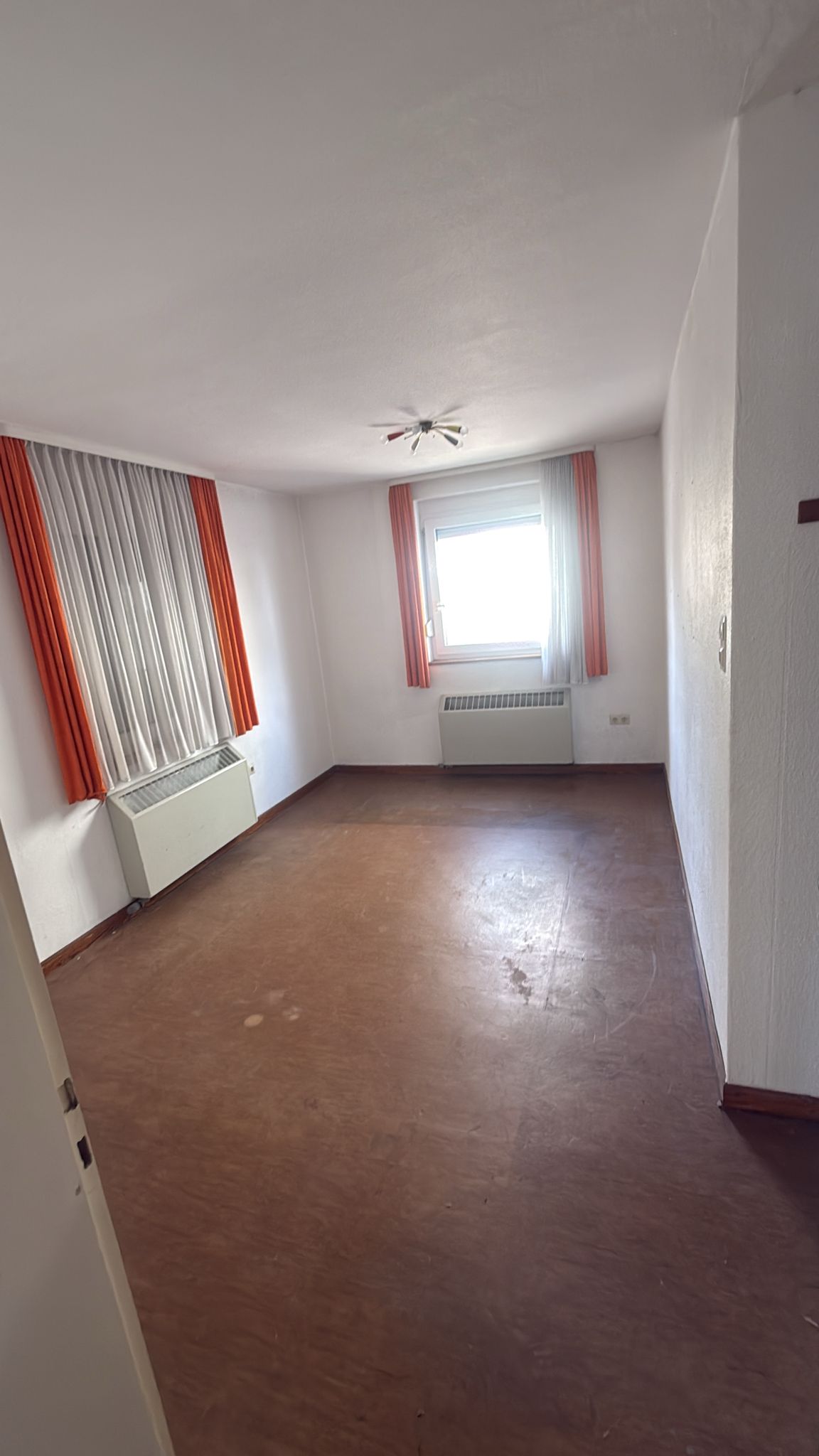 Zimmer nach der Entrümpelung